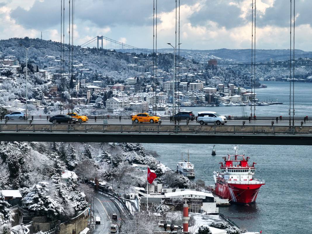 İstanbul tablo gibi! Boğaz gelinlik giydi… 6